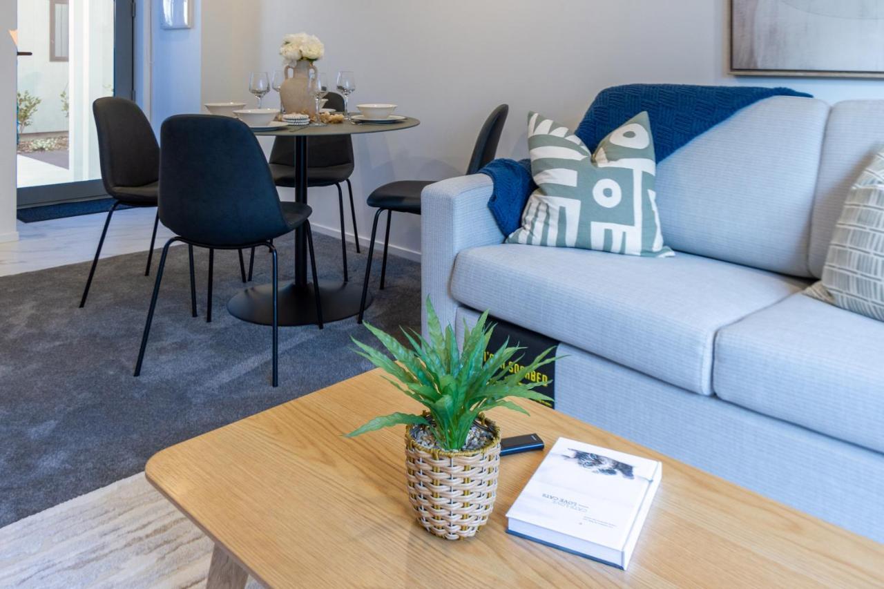 Urban Park Escape 2 Bed 2 Bath W/Carpark Daire Christchurch Dış mekan fotoğraf