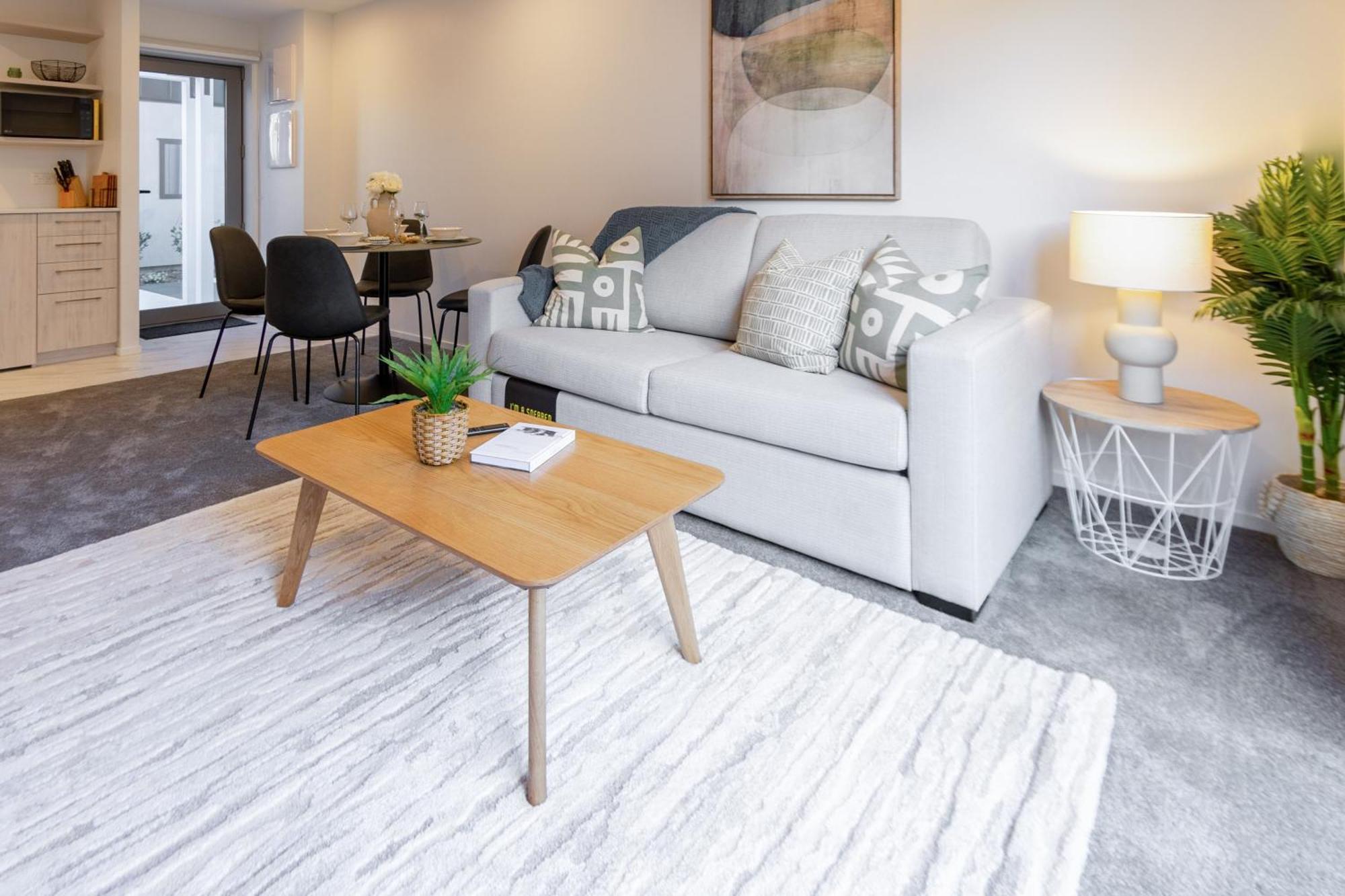 Urban Park Escape 2 Bed 2 Bath W/Carpark Daire Christchurch Dış mekan fotoğraf